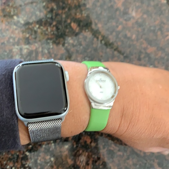 Classic Skagen Ladies Watch with rhinestones - Picture 6 of 6